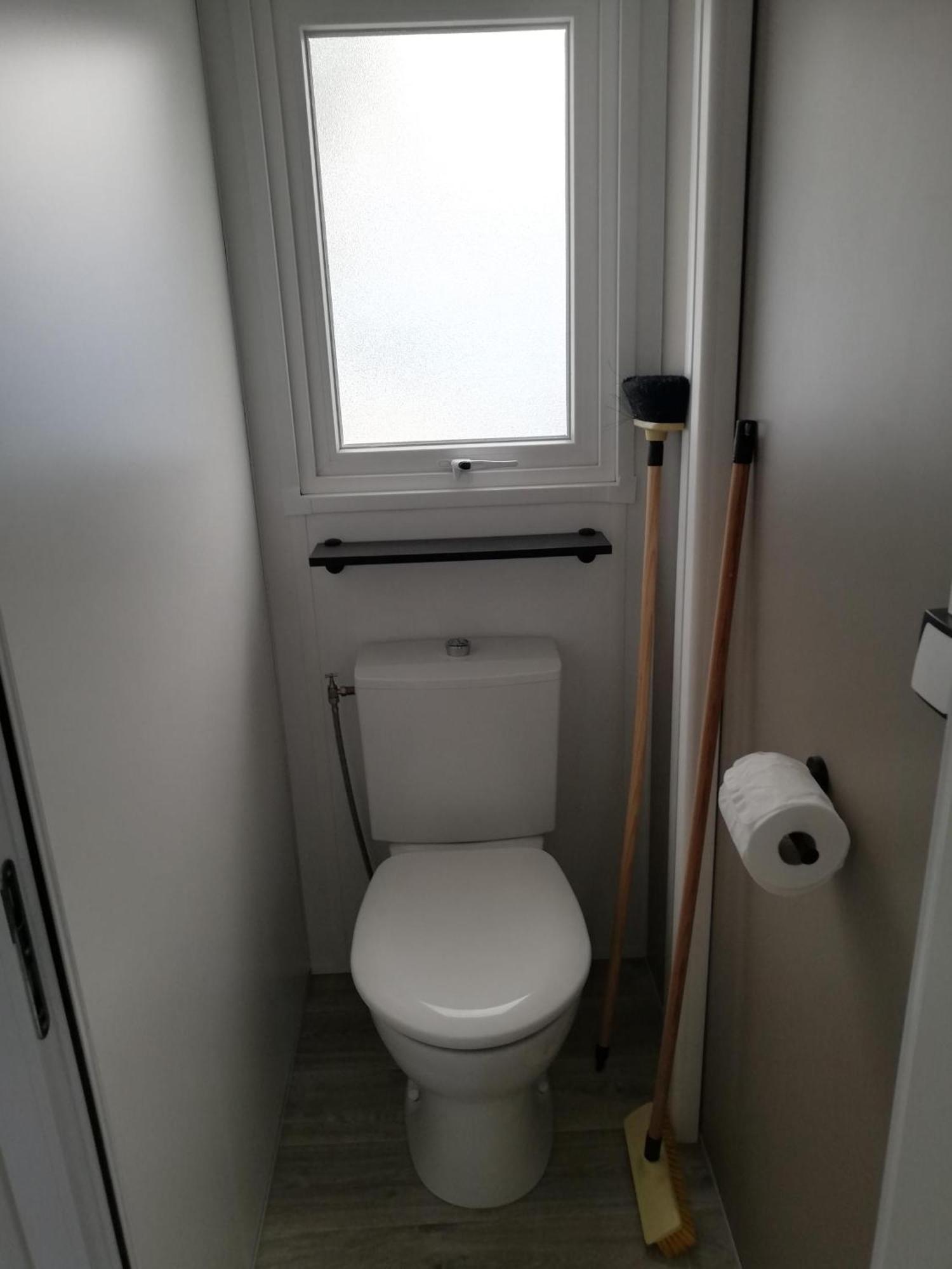 Mobilhome Clim Tele La Falaise 4 Etoiles Narbonne Exteriér fotografie