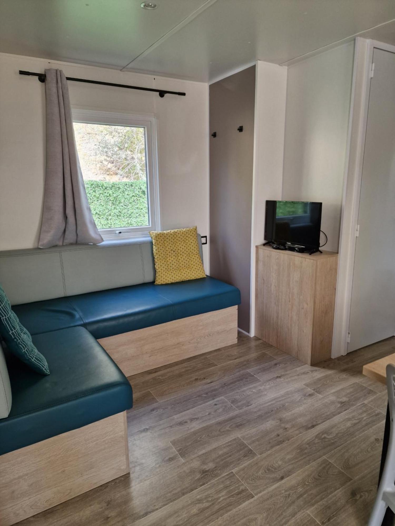 Mobilhome Clim Tele La Falaise 4 Etoiles Narbonne Exteriér fotografie